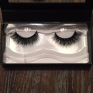 Lilly Lashes - “Mink Alina”